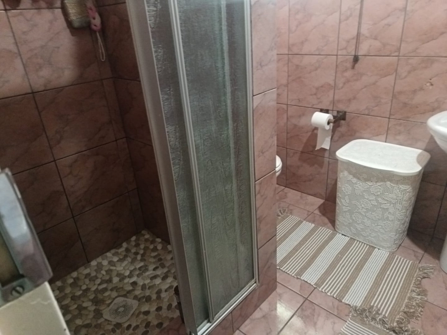 4 Bedroom Property for Sale in Carters Glen Northern Cape